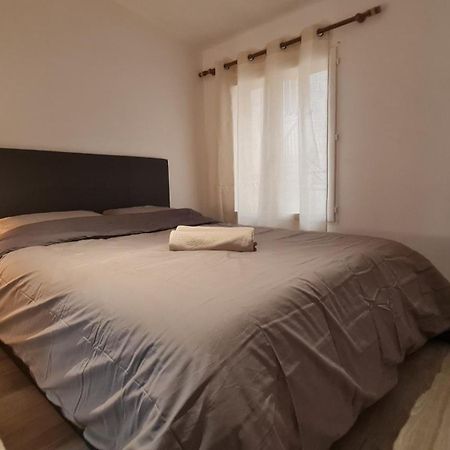 Appartement Cool En Plein Centre De Libourne Exterior photo
